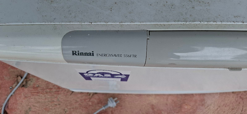 Rinnai energysaver 556ftr LPG GAS heater complete +Vulcan hotshot LPG 63022633379201111