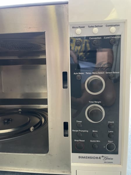 Panasonic 1000W Inverter Microwave Oven63014236468609112