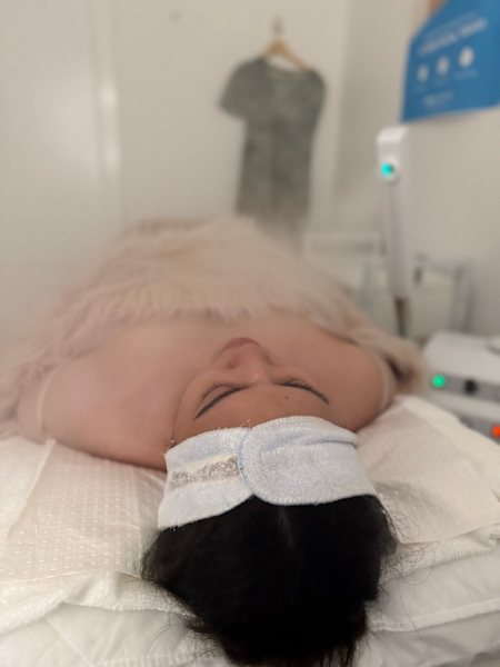 Eyelash extension Services + Teeth Whitening 62863392763778114