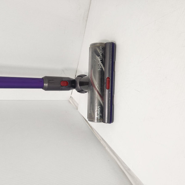 Dyson Cordless vacuum with charger #GN37179563017762644993112
