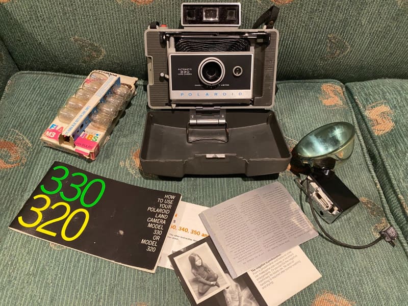 polaroid 330