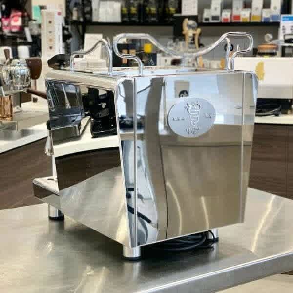 Beautiful Pre Owned E61 Heat Exchange Semi Commercial Coffee Machine63443546926339113