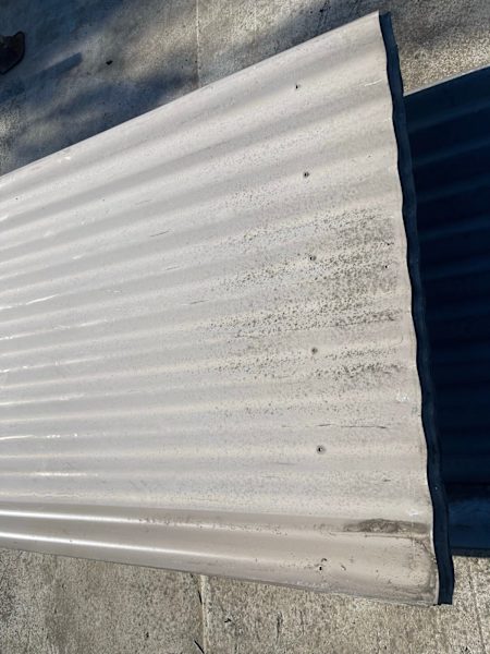 Corrugated roofing iron colourbond 63009695113219113