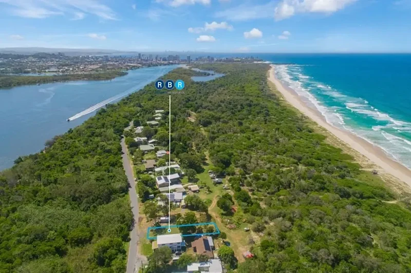 A Blank Canvas - Your Dream Beachfront Home Awaits63006770476931113