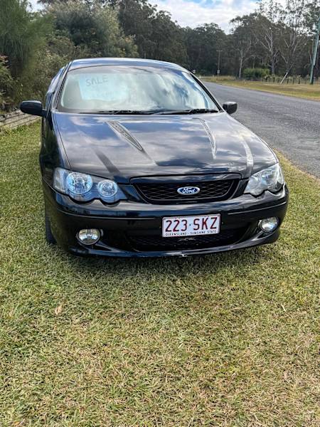 XR8 2005 Ute with lockable hardtop lid62933705999234114