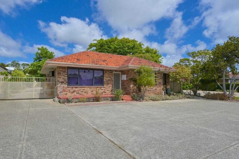 Office Room FOR LEASE in Alfred Cove!62930683895681111