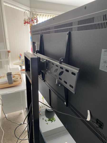 Black high-gloss TV cabinet with mount62863840929283113