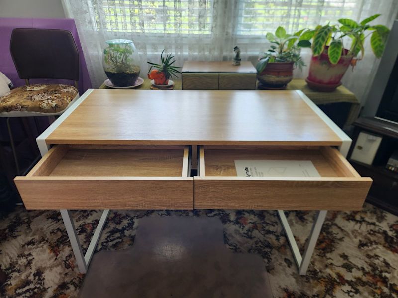 Office/student  desk628634122178571119