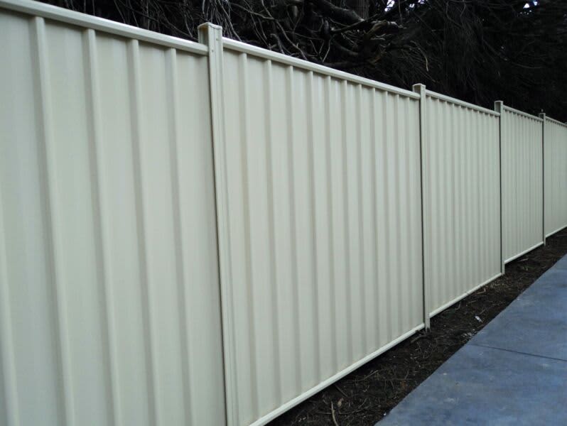 Brand New Colorbond Fence Panel (DIY kit) - (Bluescope Lysaght)63005252583427114