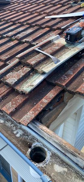 Free roof tiles monier 100s63011990993922111