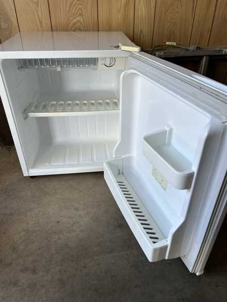 Fridge compact63017317889154112