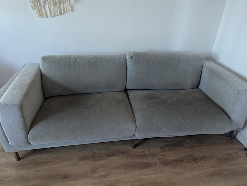 3-seat IKEA sofa62863385193345112