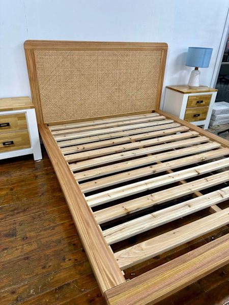 London Rattan Bed62863373699969112
