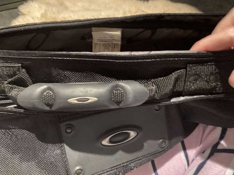 Oakley Laptop Computer Bag | Computer Accessories | Gumtree Australia  Eastern Suburbs - Bellevue Hill | 1297493495