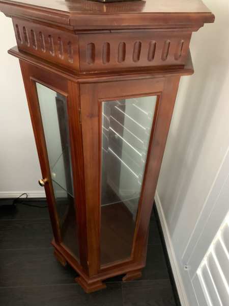 Solid Vintage hexagon display cabinet62863379046787114