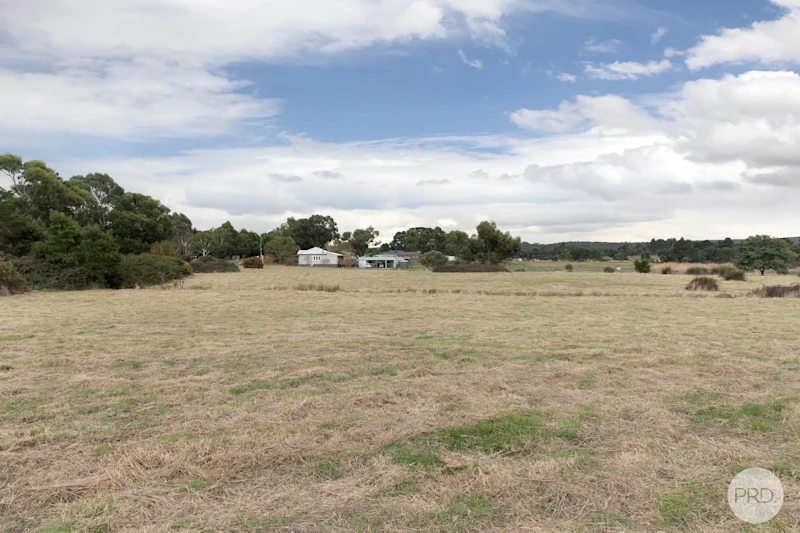 Scarsdale land opportunity or of 4 acres with 3 titles.62919231805441113