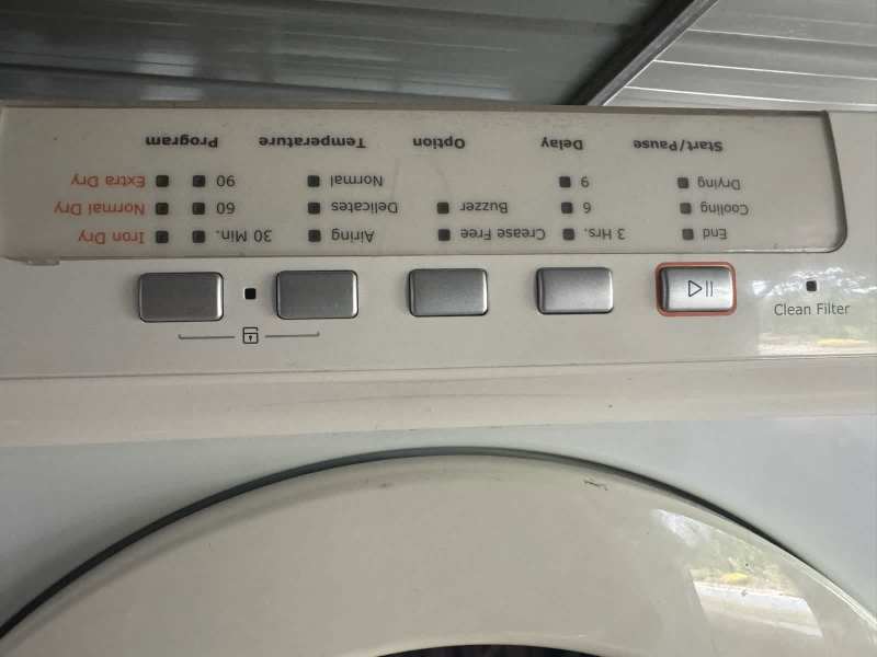 Electrolux 5kg vented sensor dryer63023086520577112