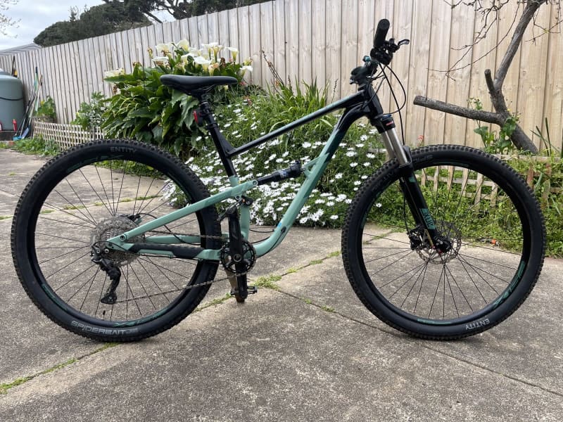 gumtree dual suspension mountain bike