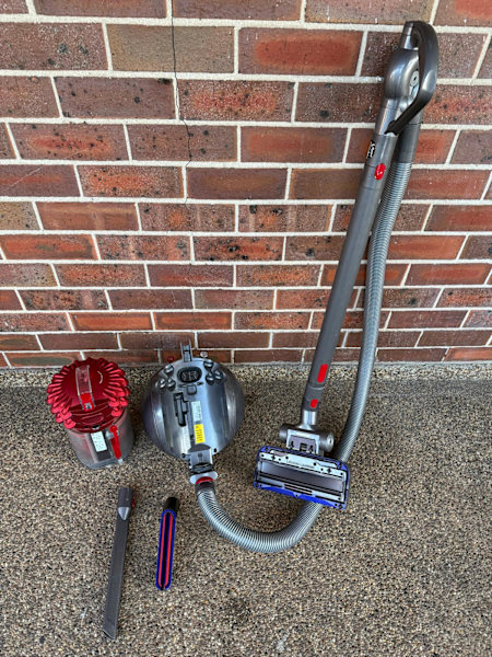 Dyson CY22 Cinetic multi floor excellent & powerful suction/fully atta63612126125699111