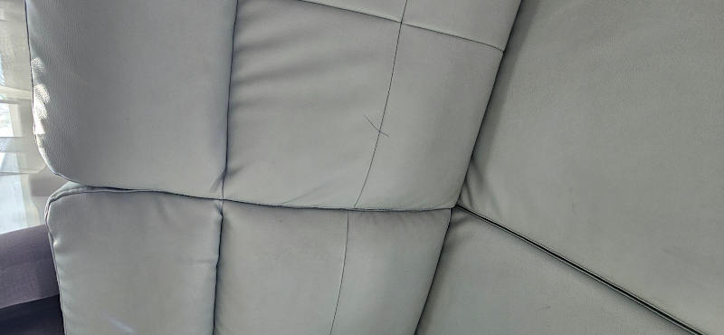 Faux Leather 3 seater couch62863376340739113