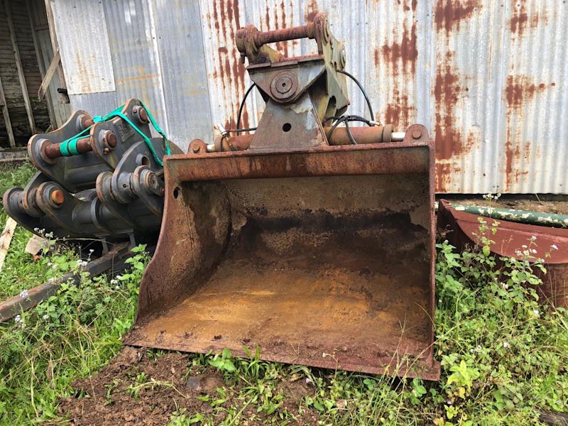 Tilt mud bucket 14 t excavator630129149495071121