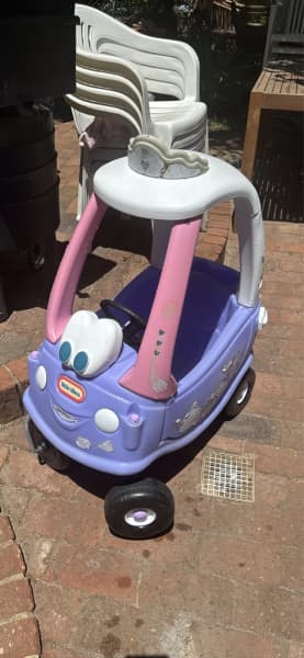 Little tikes cozy coupe 2024 gumtree