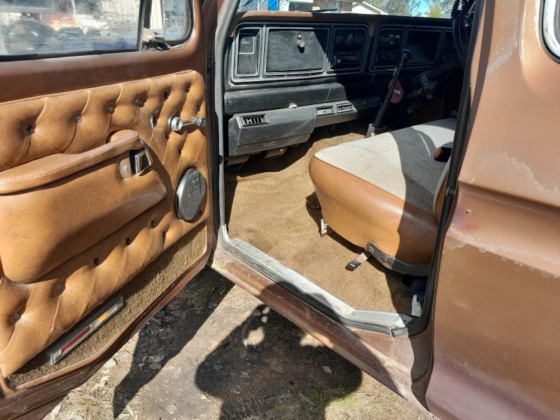 1976 FORD F350  5 SP MANUAL C/CHAS, 6 seats 62935681580931112