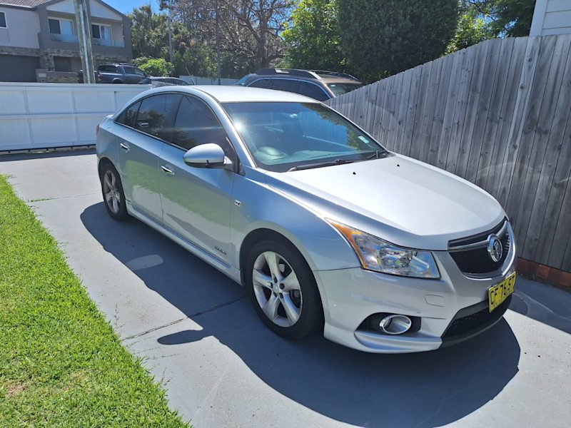 2011 HOLDEN CRUZE SRi V Turbo Sedan - TO GO FAST!62882732308097110