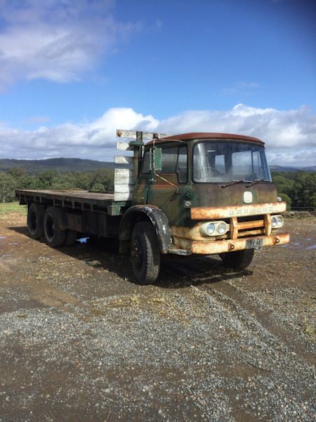 Bedford truck ( KM bogie drive tray truck )62934695106435110