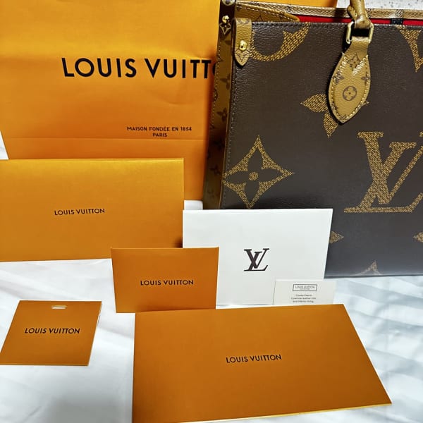 Lv dust bag for coat, Bags, Gumtree Australia Hurstville Area -  Hurstville