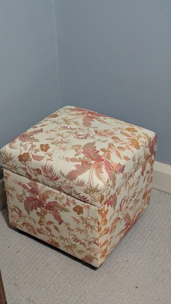 VINTAGE looking foot stool62863406383874110