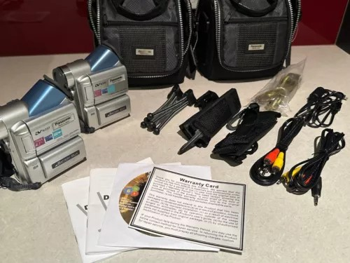 x PANASONIC DV7000 SD-VIDEO VIDEO CAMERA (Bundle) (USED