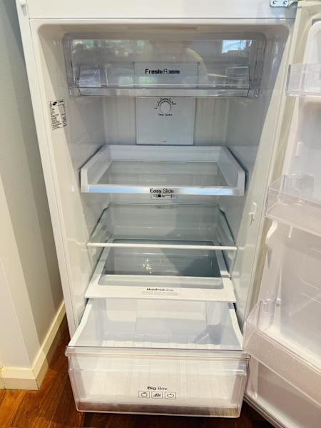 Samsung Top Mount Fridge 341L in good condition63470145456130113