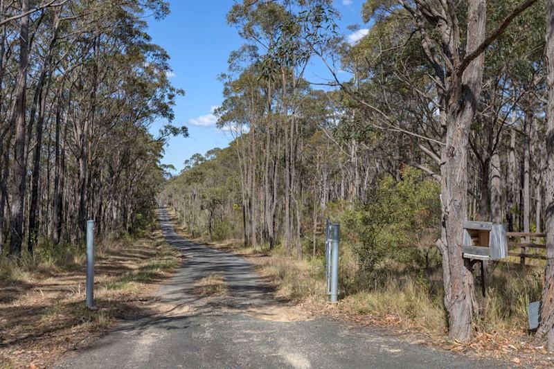 63 Acres (25 Ha) - Vacant Land - RU1 Zoning EXCEPTIONAL OPPORTUNITY63006729213443112