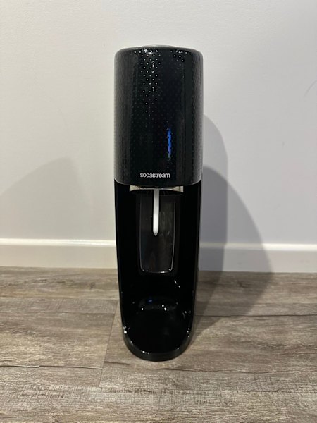SodaStream with 3 bottles63017764847234112