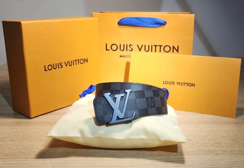 Louis Vuitton Checker Belt, Accessories