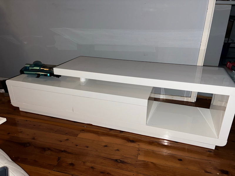 Modern white tv unit | Delivery available 63437625308419110