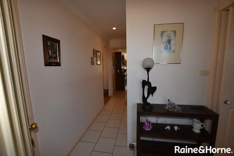 A Quality Spacious Home with Plenty of Natural Sunlight & Many Extra Features62933717821058112