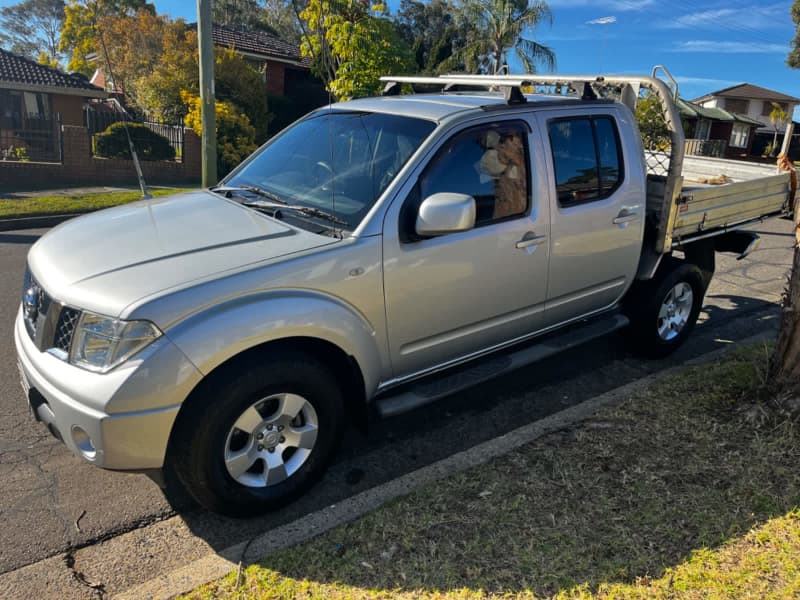 2011 nissan navara dual cab