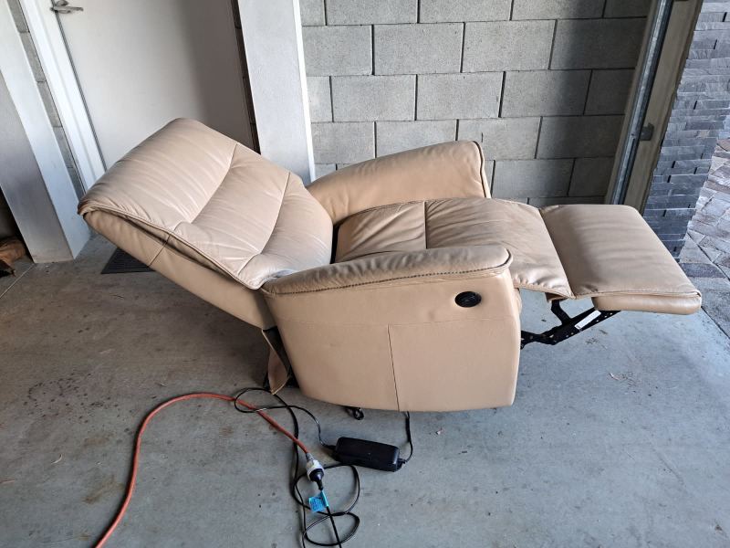 Reclining Electric IMG Chair62863406324226114
