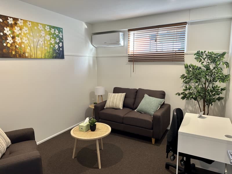 Consulting  Clinic Room for Rent  In Psychology Practice 62995620298499113