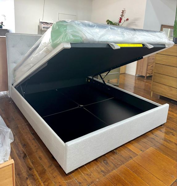 Sage King Gaslift Bed62863375502595111