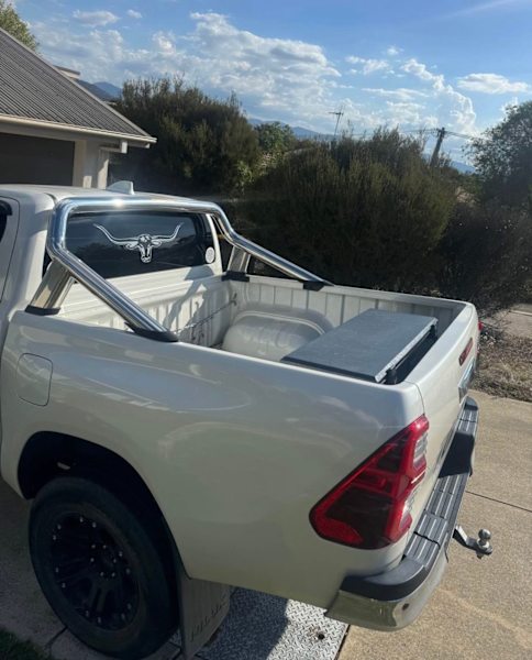 Toyota hilux62935682834305111