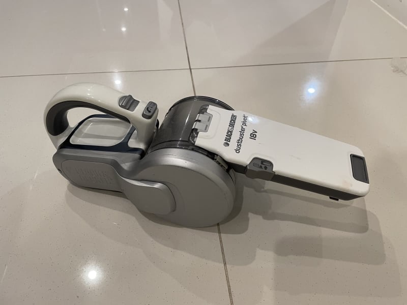 Black & Decker Dustbuster Pivot 18V Lithium PV1820L Vacuum Cleaner, Vacuum  Cleaners, Gumtree Australia Manningham Area - Doncaster East