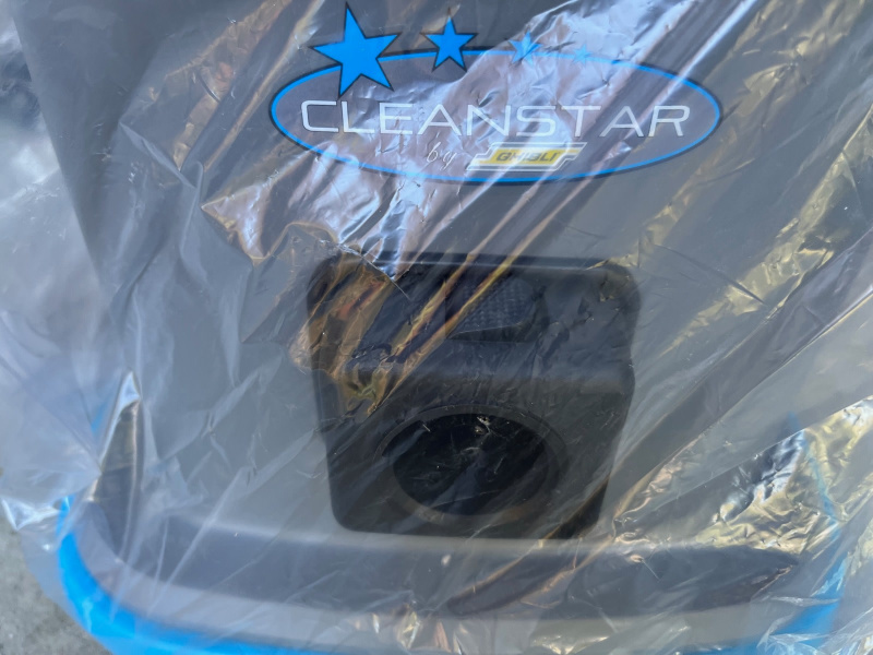 Commercial Vacuum Cleaner - BRAND NEW IN BOX63443984582019112