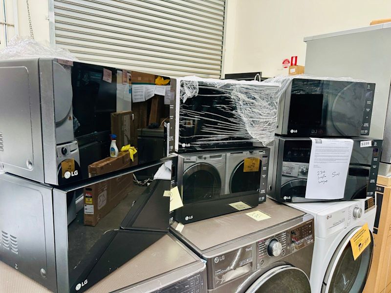 FRIDGES-WASHERS-DRYERS-TVS-SALE-FACTORY 2NDS-FACTORY REFURBISHED-SCRAT63016060339330112