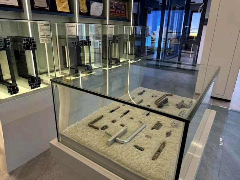 AS2047 Certified Aluminium Windows & Doors – High Quality Guaranteed63440310711043112