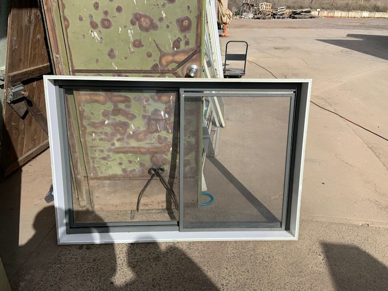 ALUMINIUM GLASS WINDOW DARK GREY630111761445141121