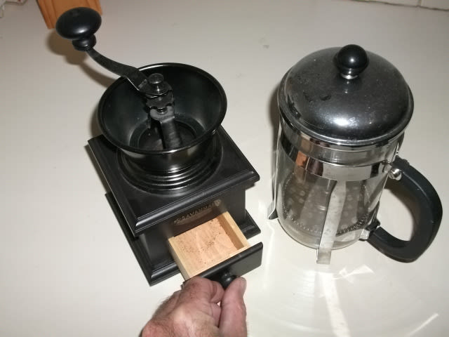 Coffee Bean Grinder and Plunger63014237241347111