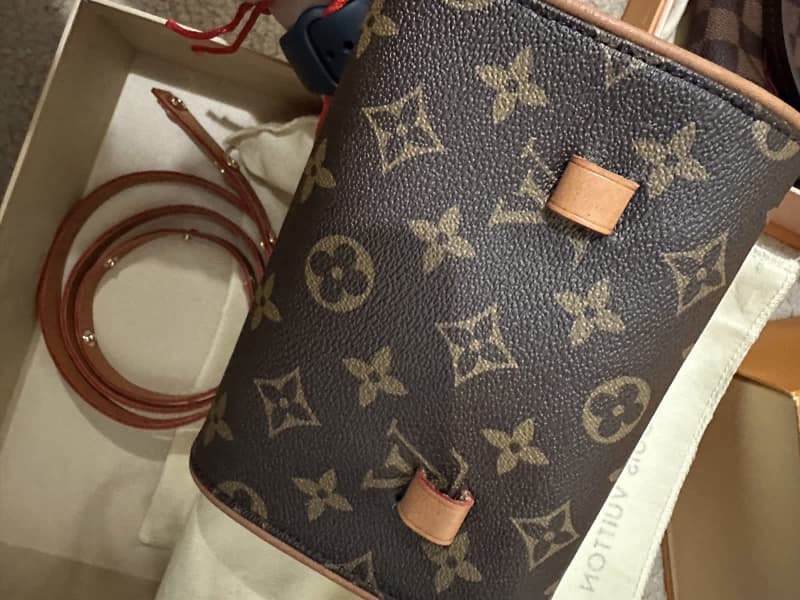 Authentic LV Favourite MM crossbody come with box, dust bag, receipt, Bags, Gumtree Australia Inner Sydney - Pyrmont